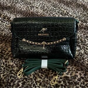 NEW Crossbody (patent gator design)